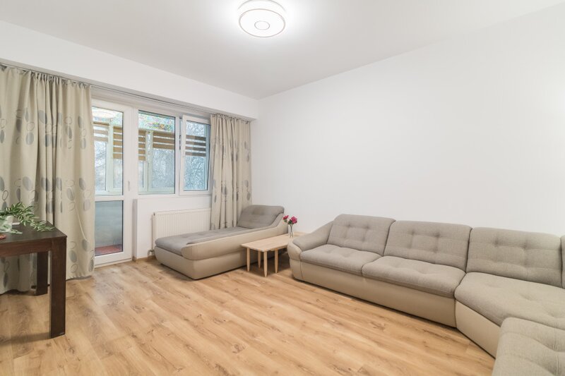 Str. Luica ap. cu 2 camere, et. 2/4, bloc 2018, gata de mutat. 0% Comision!