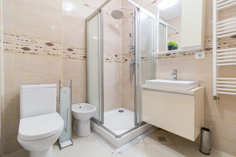 Str. Luica ap. cu 2 camere, et. 2/4, bloc 2018, gata de mutat. 0% Comision!